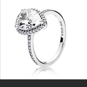 Pandora Tear Drop Ring 💍